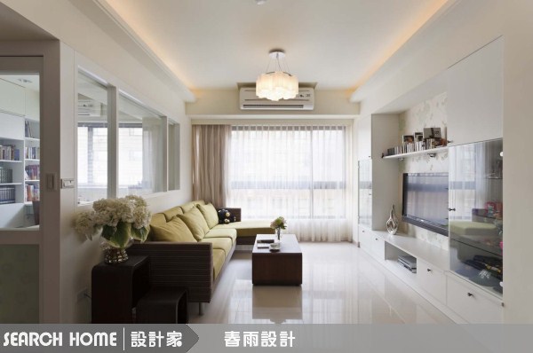 屋主買下這個房子，由於建商原本設計的格局不盡理想，