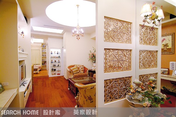 誰說古典風格的設計一定非得大坪數不可呢？在本案中，