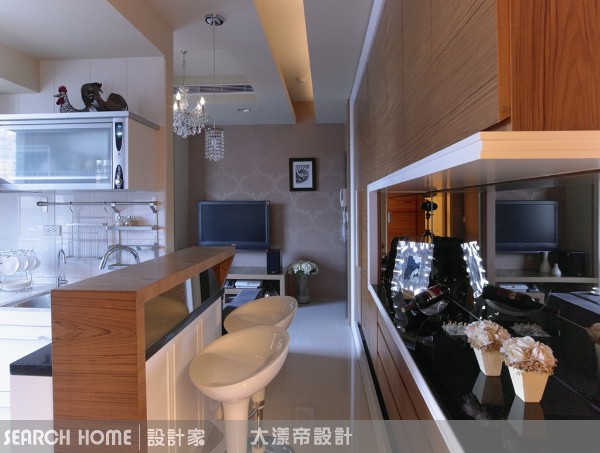 空間感要能寬闊，不只與原本的條件相關，也有賴於設計