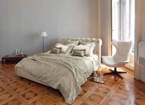 FRETTE運用義大利傳承百年的織品技藝，在今夏推出以世