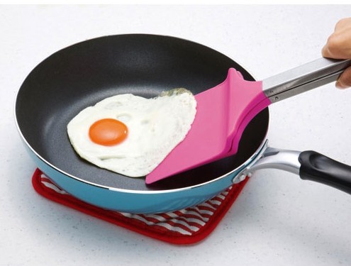 不曉得妳有沒有一種經驗:看到可愛的碗,吃飯的食慾會