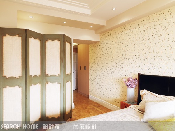 在古典風格常見壁爐造型元素,到了美式鄉村風格裡同樣