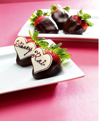 七夕，譜寫屬於中國人的柔情似水和愛意濃濃。這戀愛盛