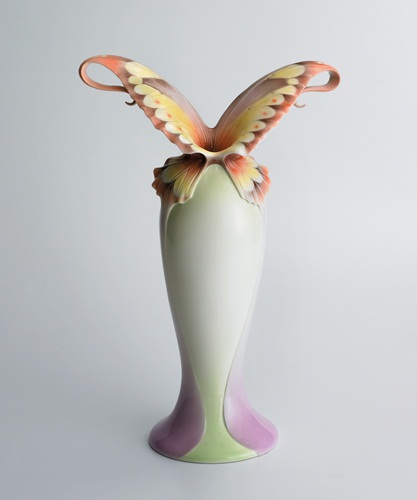 你能想像陶瓷與動畫會蹦出甚麼火花嗎?法藍瓷歡慶十周