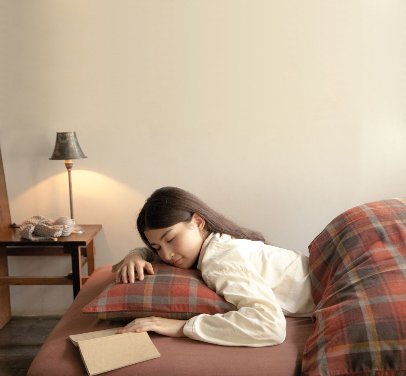 農曆春節緊接而來,遵循除舊佈新過好年傳統習俗,民眾