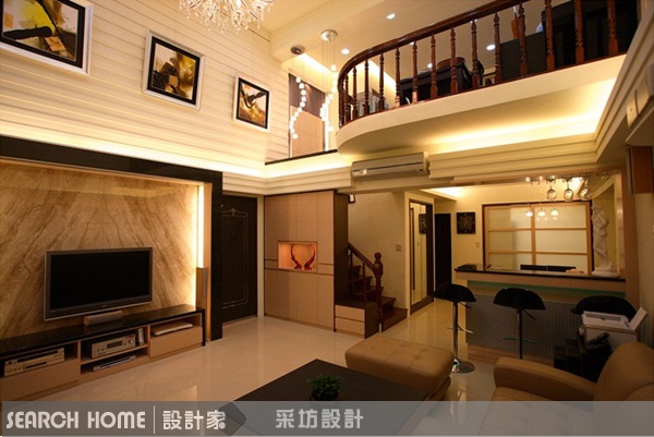 位居山林之中、人文素質不錯的山城社區，本案為環境十