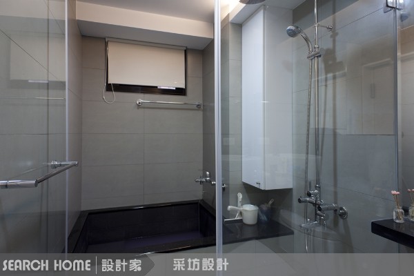 這個案子是由15年的老屋所改造設計的,屋型為大廈型集