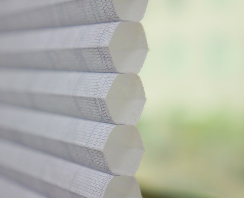 您家擁有西曬的窗面嗎?需要隔熱的效果的窗簾嗎？那麼