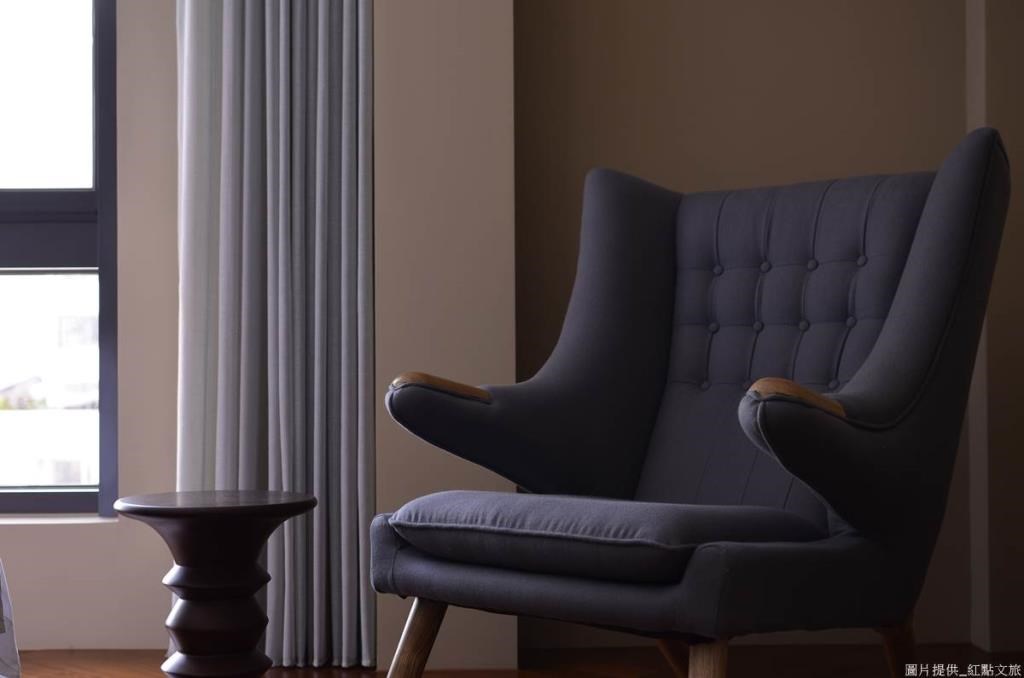 位於台中市區，六月下旬剛開幕的台中紅點文旅，甫開幕