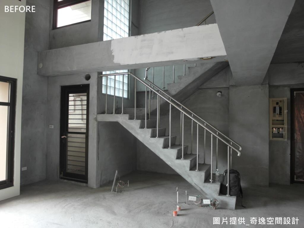移動一支樓梯，是毛胚屋大變身的重大關鍵！在這個設計