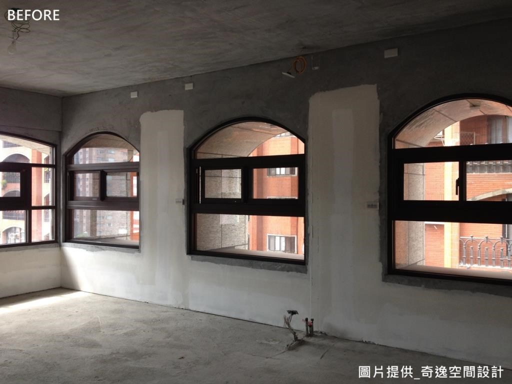 移動一支樓梯，是毛胚屋大變身的重大關鍵！在這個設計