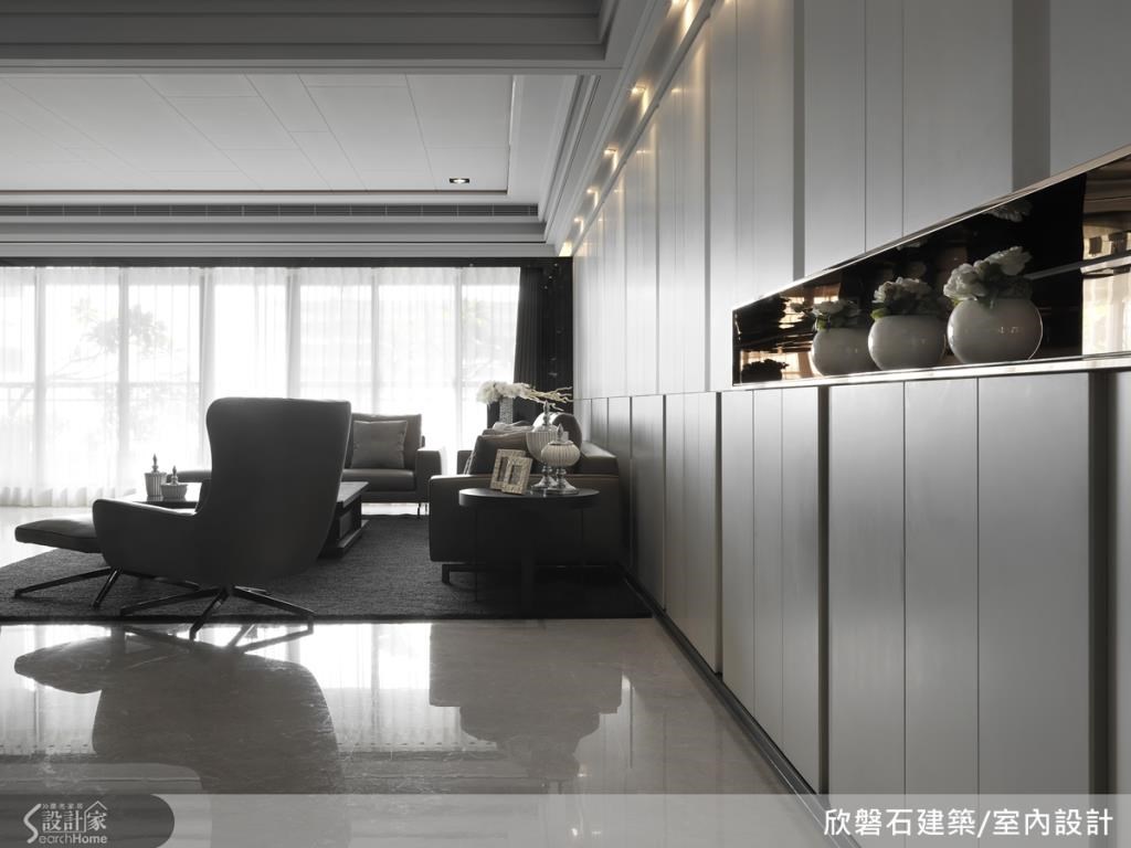 你認為在空間中擺很多豪華裝飾，就等於豪宅設計嗎？其