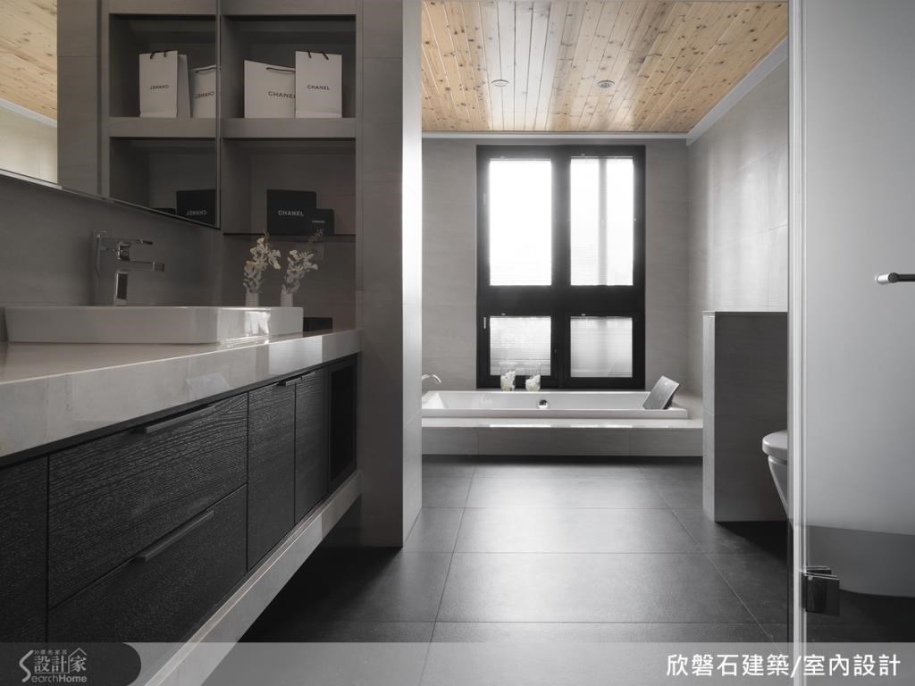 你認為在空間中擺很多豪華裝飾，就等於豪宅設計嗎？其