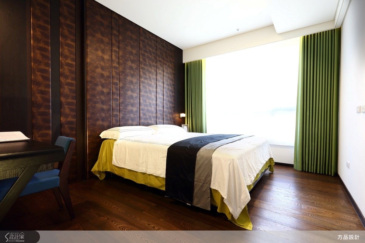 戶外有風景,室內有端景,在這個屋宅裡,各個角落都暗