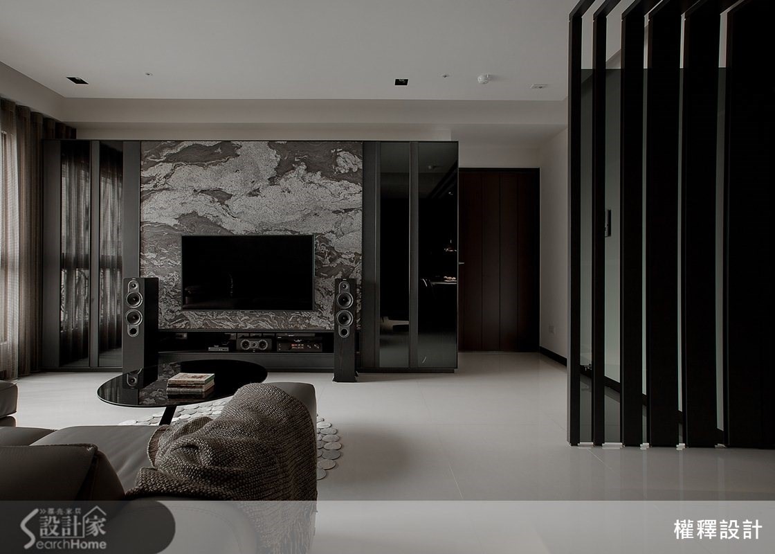 有時候,愛情不需轟轟烈烈,像墨汁滴落宣紙,安靜緩慢