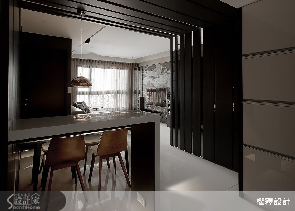 有時候,愛情不需轟轟烈烈,像墨汁滴落宣紙,安靜緩慢