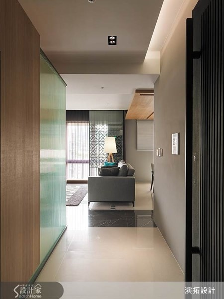 屋主夫婦是長年在國外工作、生活，終於決定落葉歸根的