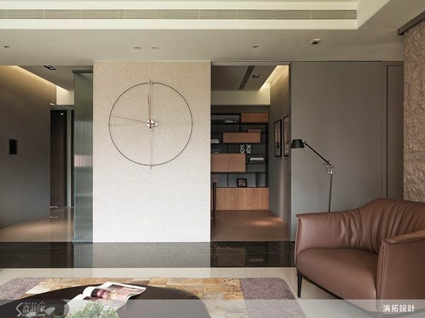 屋主夫婦是長年在國外工作、生活，終於決定落葉歸根的