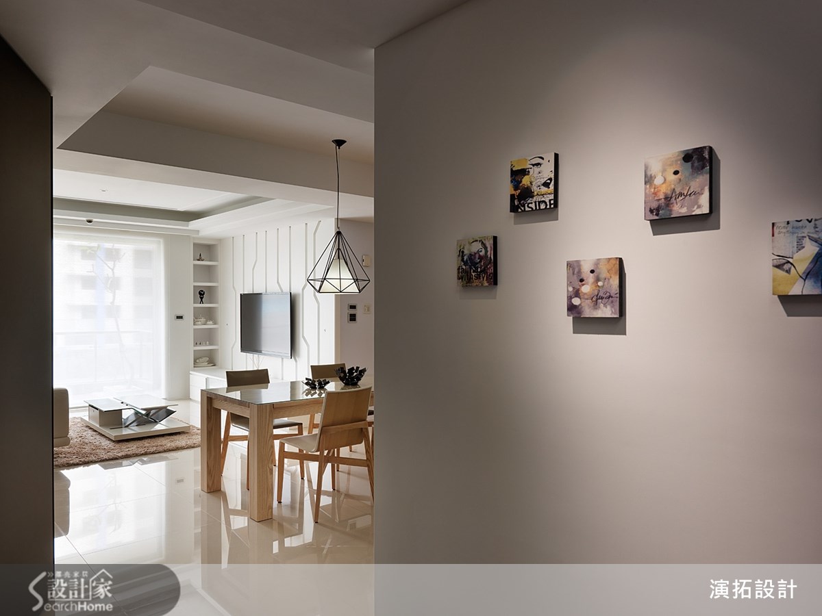 來到新北市新莊區,走進這個 35 坪的 3 口之家,可在