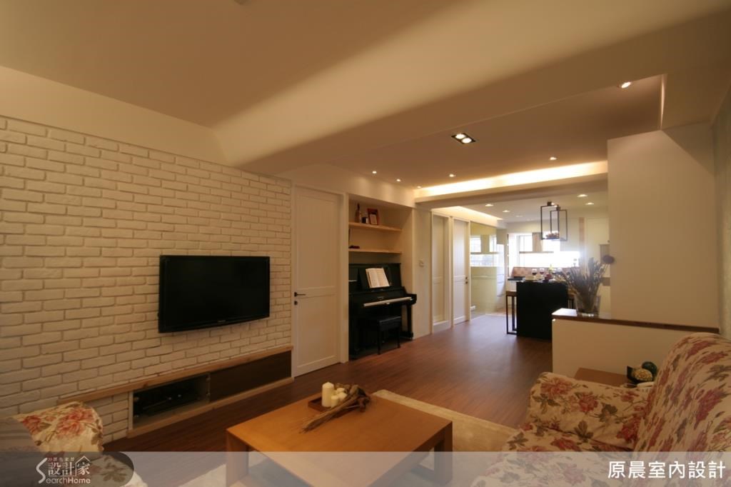 裝潢老屋，包含水電、建材等基礎工程應列為最優先，基