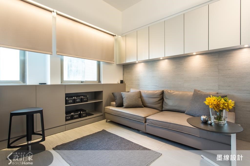 空間主要色調以溫和的大地色系搭配白色建構而成,為空間帶來簡約而舒適的現代美學,讓人能夠沉浸在自然色階中,充分的在家中…放.輕..鬆…. 空間主要色調以溫和的大地色系搭配白色建構而成,為空間帶來簡約而舒適的現代美學,讓人能夠沉浸在自然色階中,充分的在家中…放.輕..鬆….