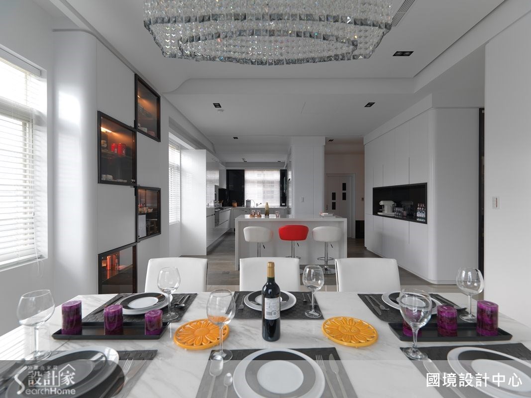 100 坪的透天厝空間，家庭成員為 3 個大人 1 個小孩，