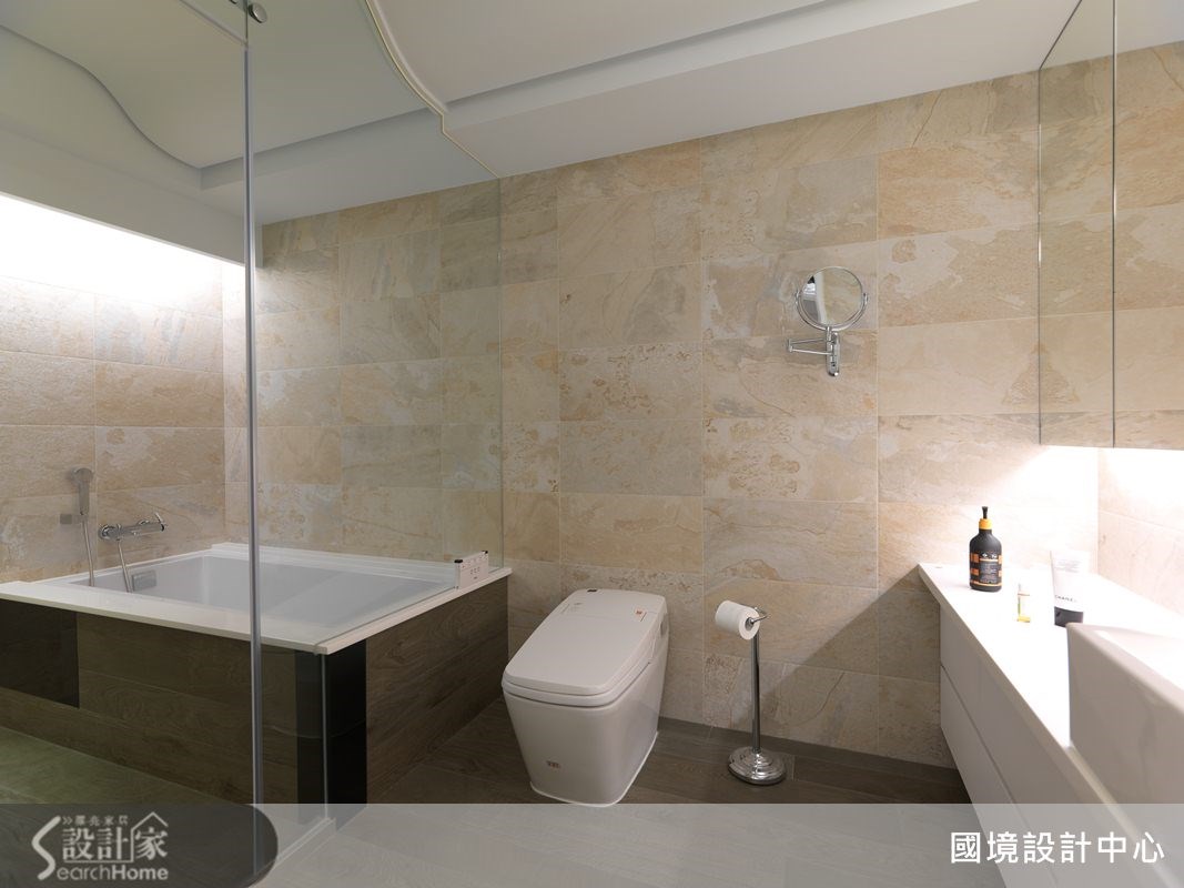 100 坪的透天厝空間，家庭成員為 3 個大人 1 個小孩，