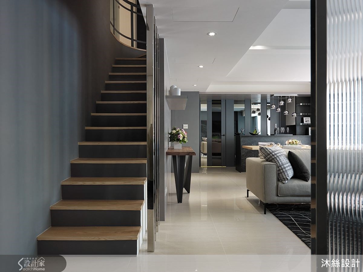 沐絲設計黃靖玹設計總監於此案屋齡23年、座落於台北市