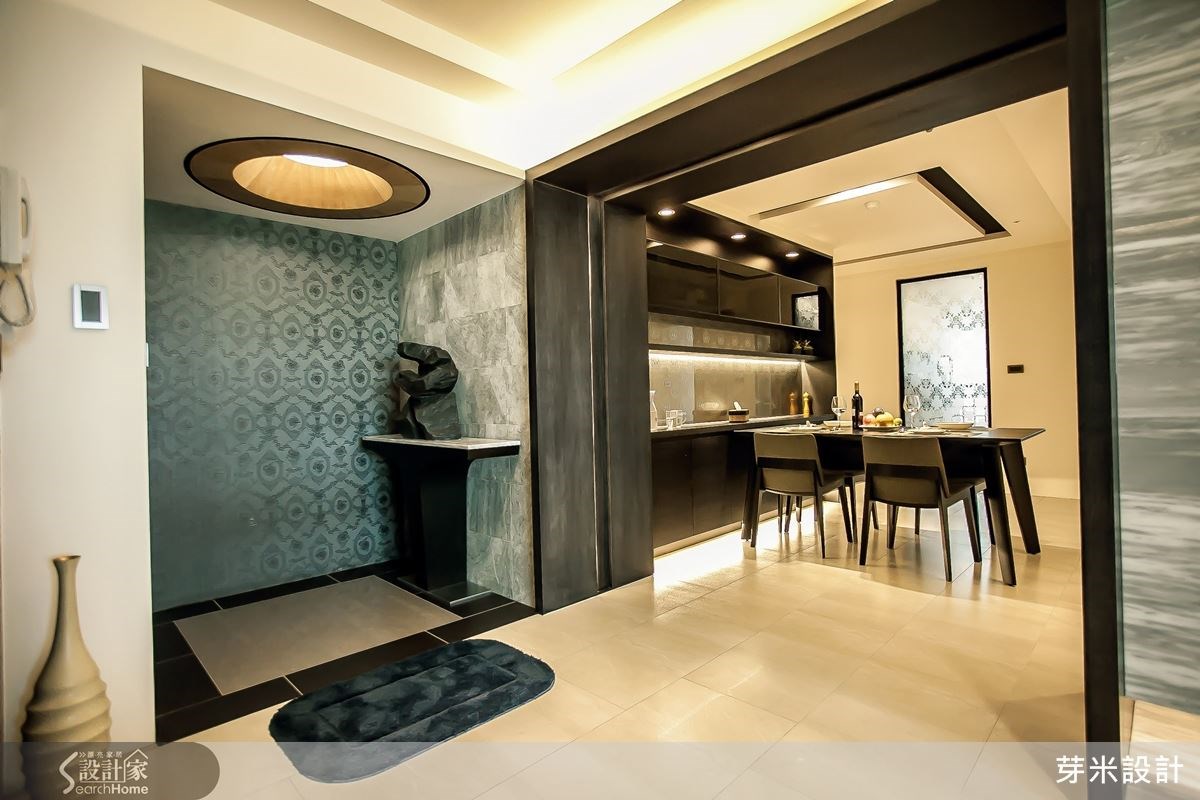 住了十多年的老屋,在一家四口中兩個男孩也逐漸長大之