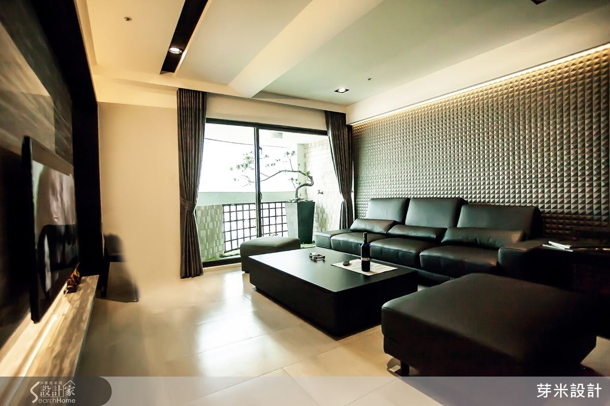 住了十多年的老屋,在一家四口中兩個男孩也逐漸長大之