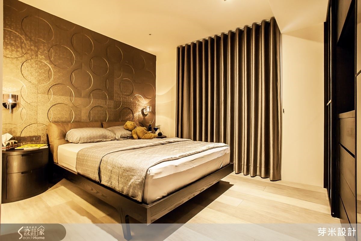 住了十多年的老屋,在一家四口中兩個男孩也逐漸長大之