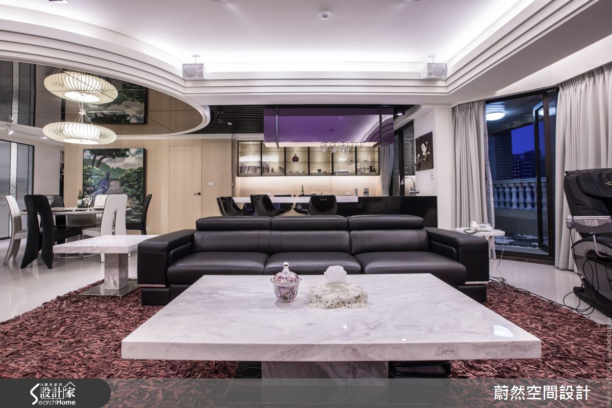 這間位於新北市淡水的 83 坪大宅空間，整體風格以東方