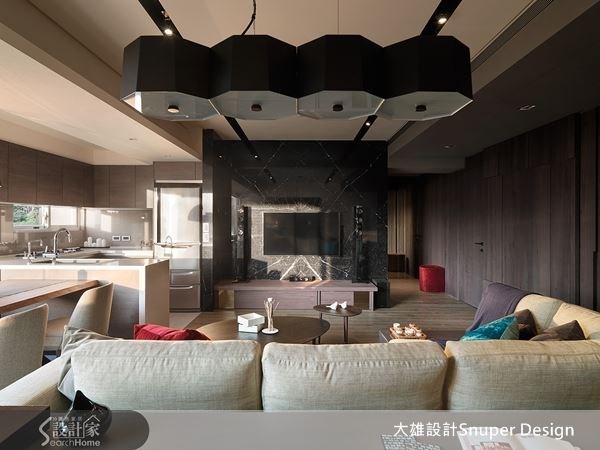 老屋改造,最能展現設計師的功力,建築背景出身的大雄