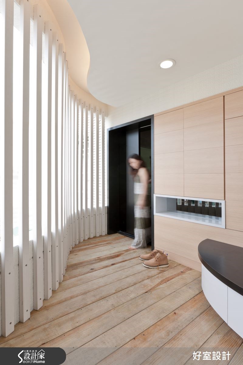 就像是上映中電影《想飛》的劇情一樣,高雄市有一對空