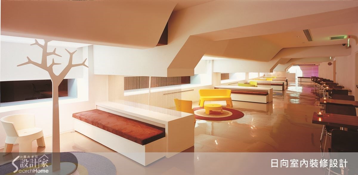 開放式的格局設計，營造出遼闊感，讓人身處其中便能覺得輕鬆而自在。