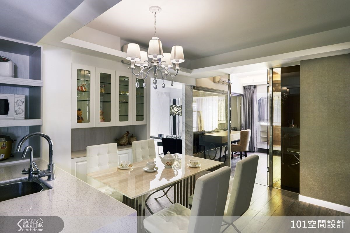 33 坪的老屋,設計師拆了兩面牆,並將室內格局往外推