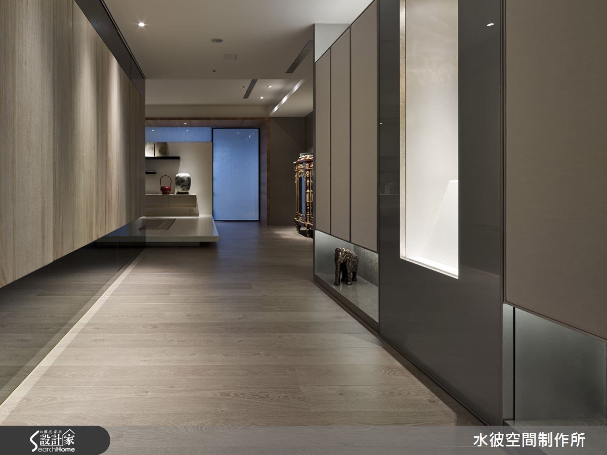 家也可以像是美術館,與屋主的珍藏品相互映襯,開展藝