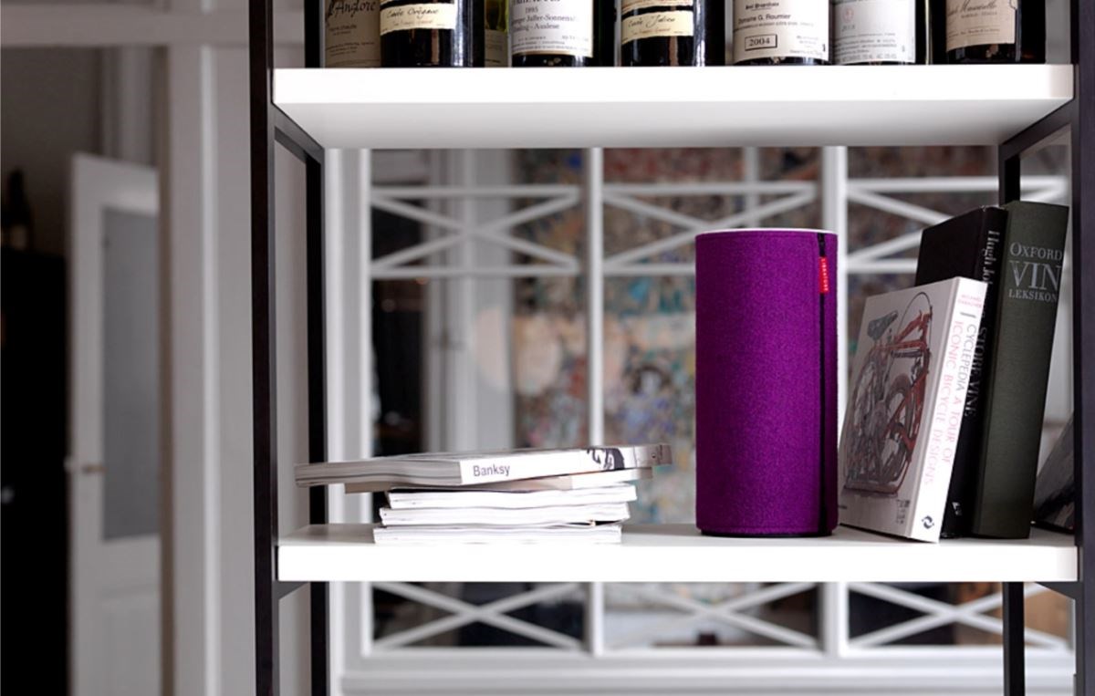 騎腳踏車、野餐或是在庭院中發呆,ZIPP可攜式音響可走到哪聽到哪,讓好聲音隨時隨地如影隨形。圖片提供_LIBRATONE 丹麥頂級Wi-Fi無線音響 騎腳踏車、野餐或是在庭院中發呆,ZIPP可攜式音響可走到哪聽到哪,讓好聲音隨時隨地如影隨形。圖片提供_LIBRATONE 丹麥頂級Wi-Fi無線音響