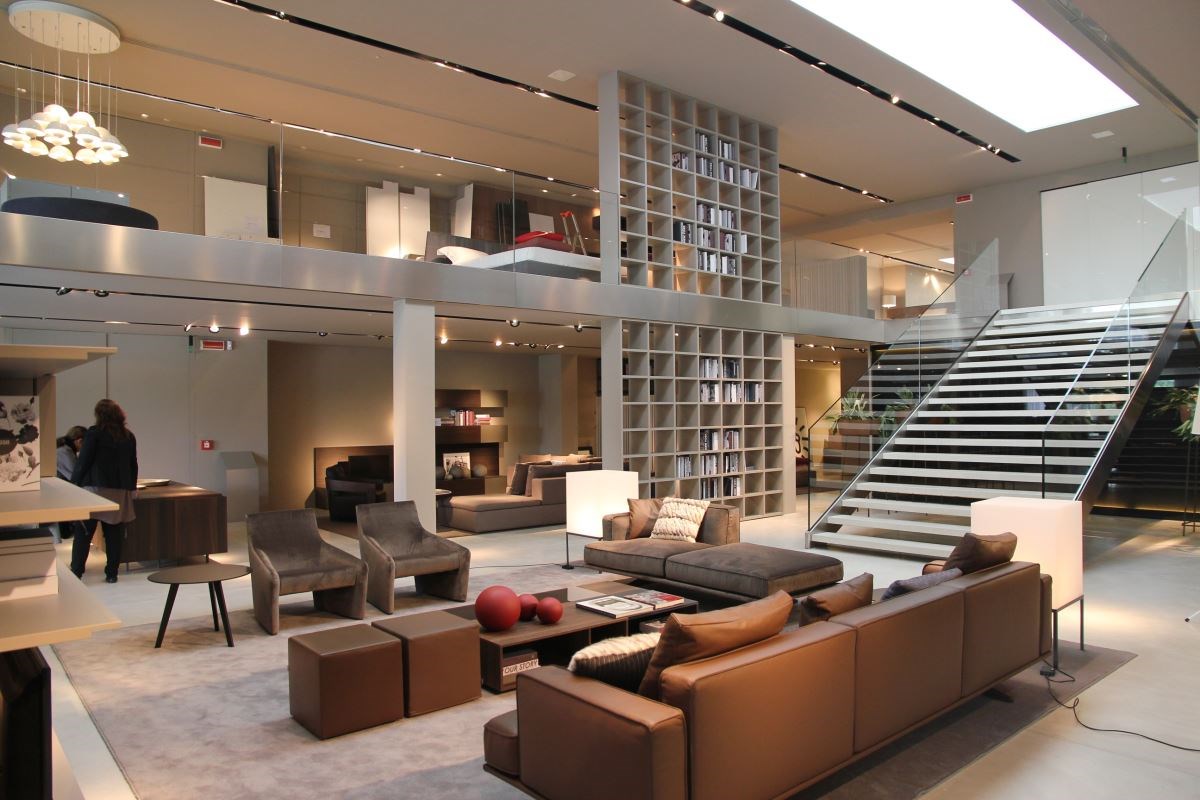 歲末年終，又到了裝潢新居、家具汰舊換新的折扣季，向