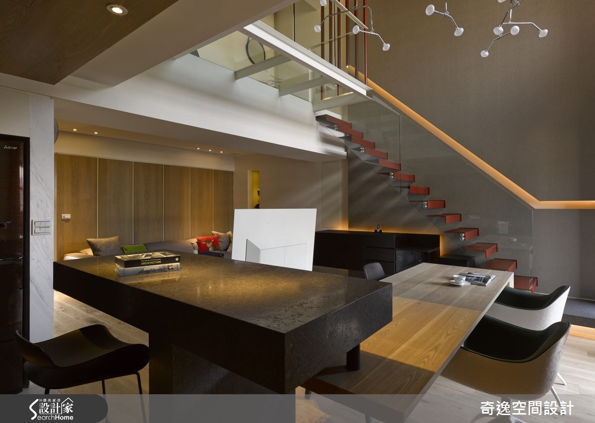 座落於台北精華地段大安區的一間 40 坪 2 房 2 廳樓中