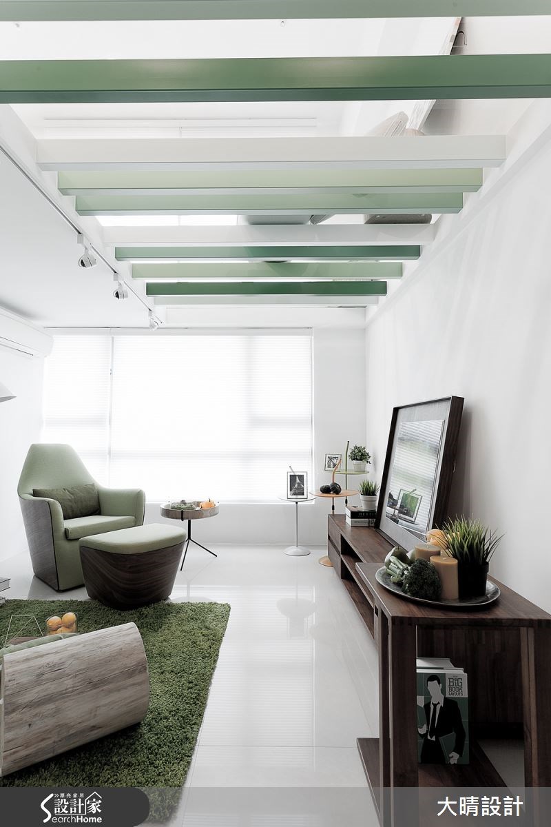 飄雨的季節、冷冷的天氣,總是喜歡來一杯抹茶奶綠滿足