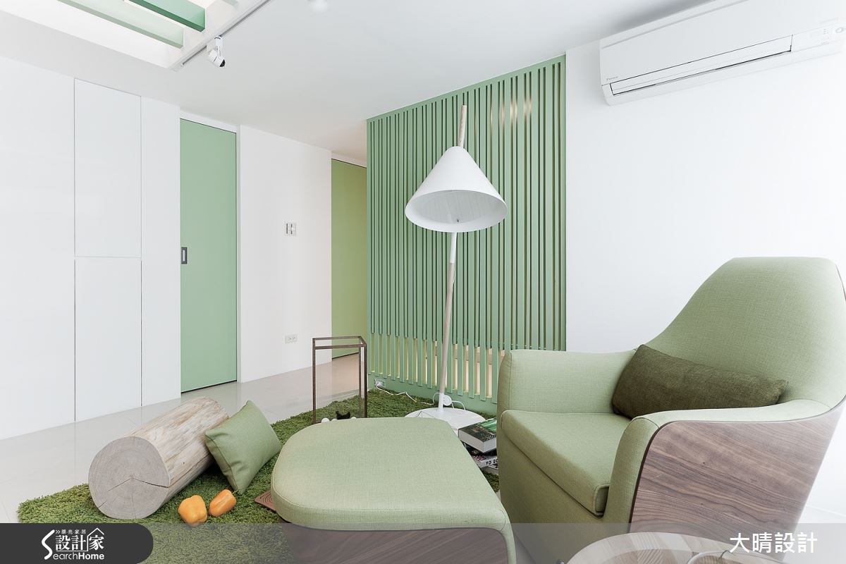 飄雨的季節、冷冷的天氣,總是喜歡來一杯抹茶奶綠滿足