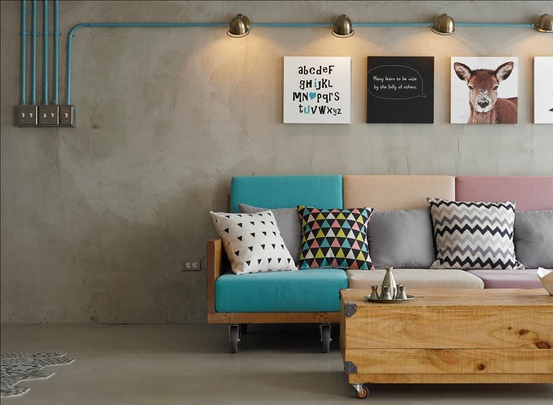 擅長操作造型、重視量體的空間關係，以具邏輯性的思考