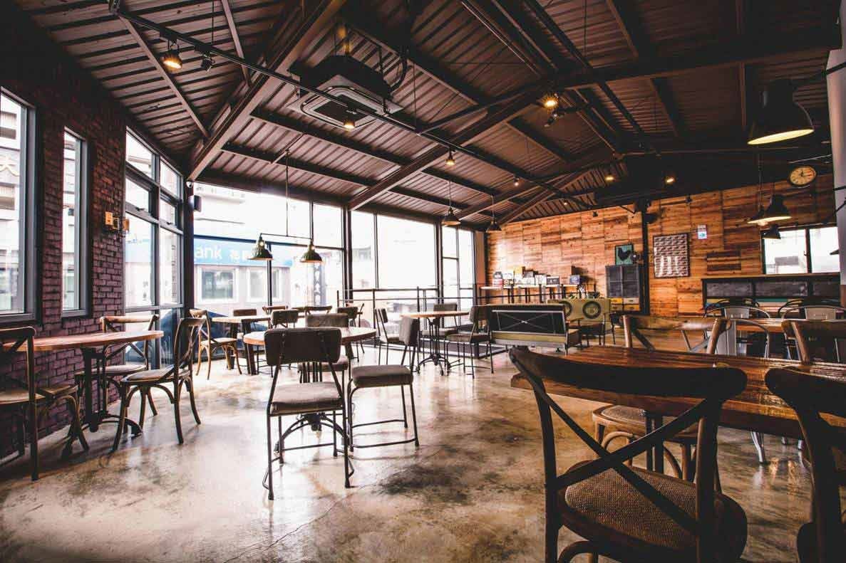 1983年次的蕭群艦，現為禾方設計（Havefun Design）設