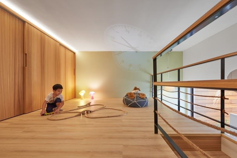 是什麼樣的一個地方，白天抬頭可以仰望著藍天白雲，晚