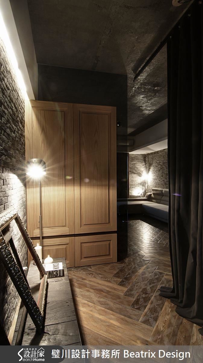 設計師以「不假修飾」的原則，將居家概念回歸最純粹的