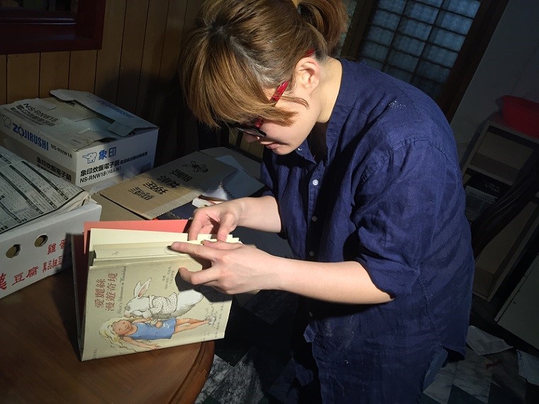 重新為老屋裝修，必須要將原先裝潢全數拆除，丈量時，