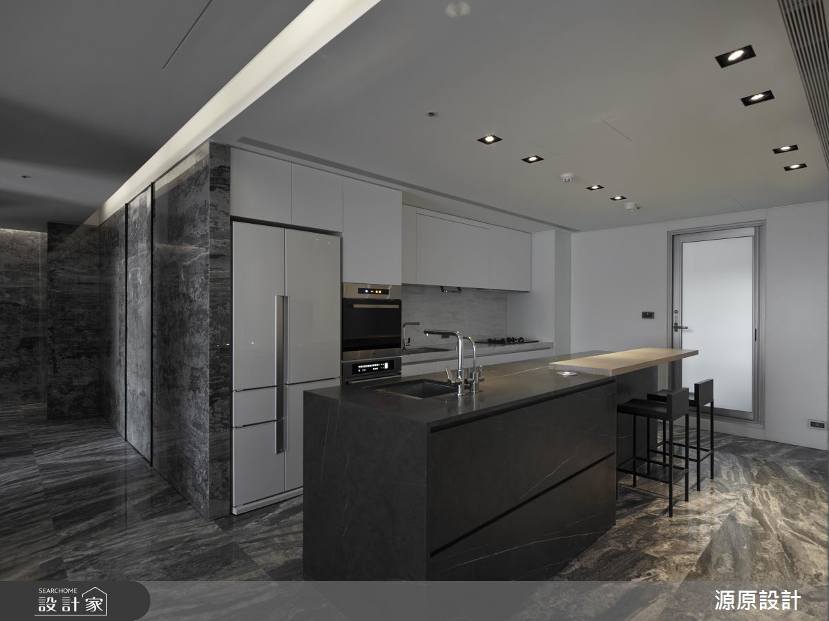 百坪豪宅的氣度與典範營造，來自於對於建材與場域的精