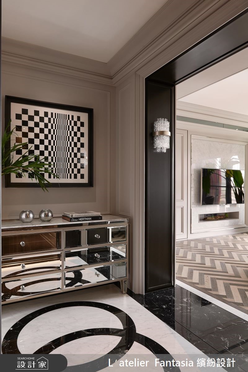 41 坪的中古屋屋齡 7 年，屋況皆還在優良範圍內，繽紛