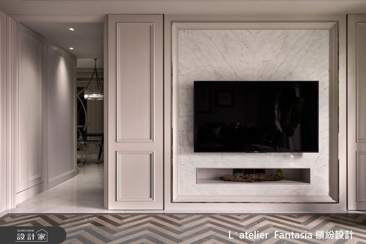 41 坪的中古屋屋齡 7 年，屋況皆還在優良範圍內，繽紛